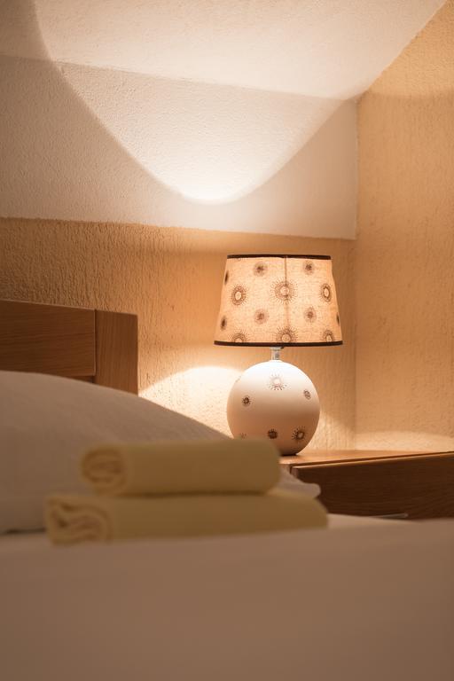 Apartmant & Room Bruna Dreznik Grad Ngoại thất bức ảnh